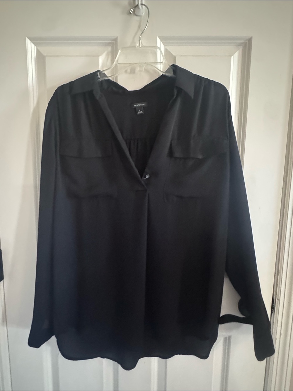 Ann Taylor Black Long Sleeve Split-Neck Button Down Top